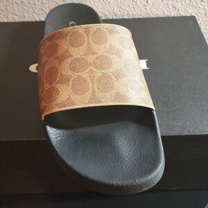 Coach Men’s Size 12D Tan Signature Canvas Pool Slides